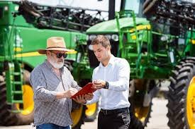 Tractor Supply Sales Associate Job Description: Roles, Responsibilities, Skills, and Career Growth Opportunities in Rural Retail