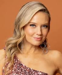 Abby Winters: A Detailed Look at the Popular Natural-Style Adult Entertainment Platform